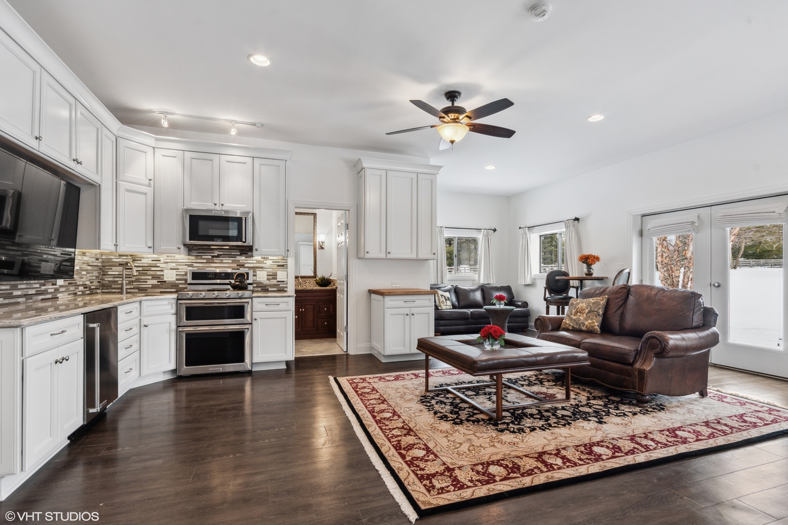 11 Moate Lane, Barrington Hills, IL 60010