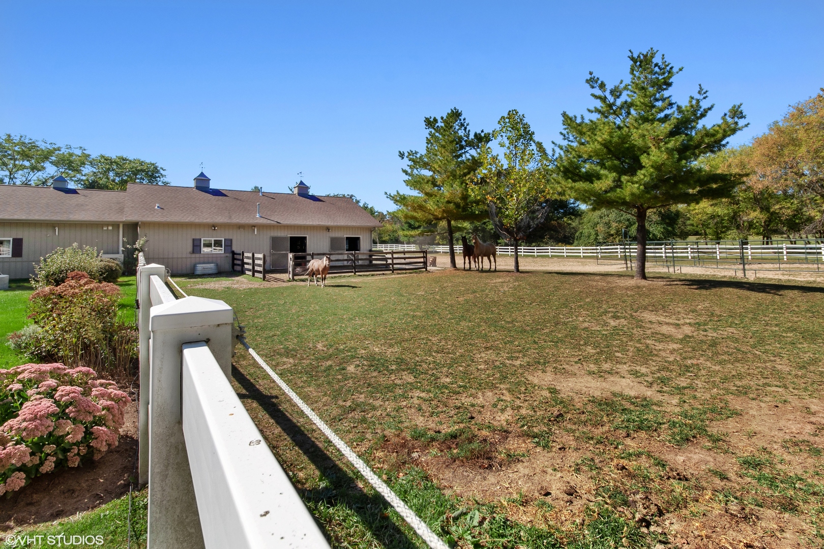 11 Moate Lane, Barrington Hills, IL 60010