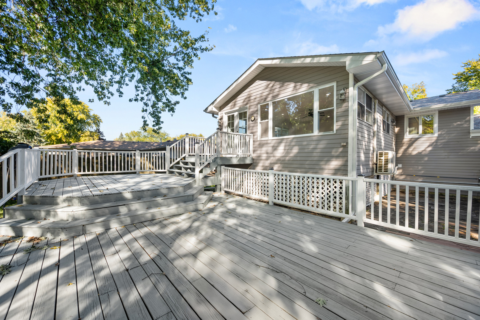 341 N View Street, Hinckley, IL 60520