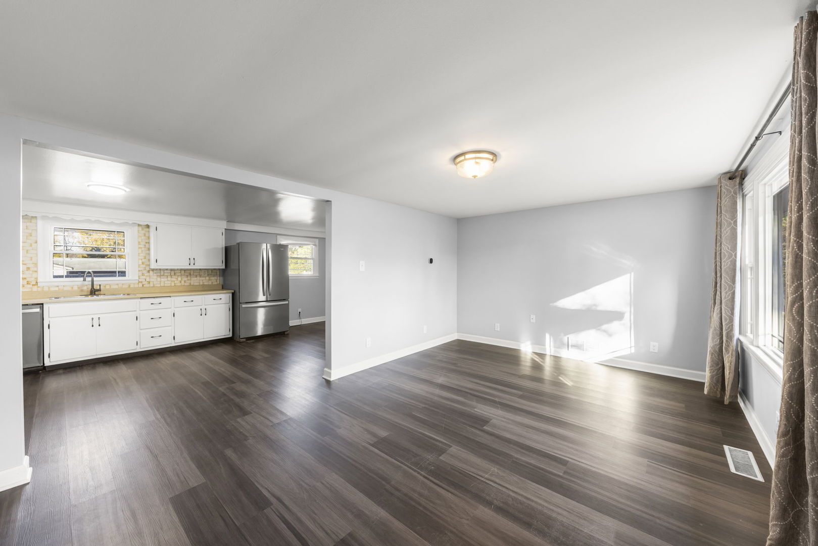 19136 Jacquie Avenue, Romeoville, IL 60446