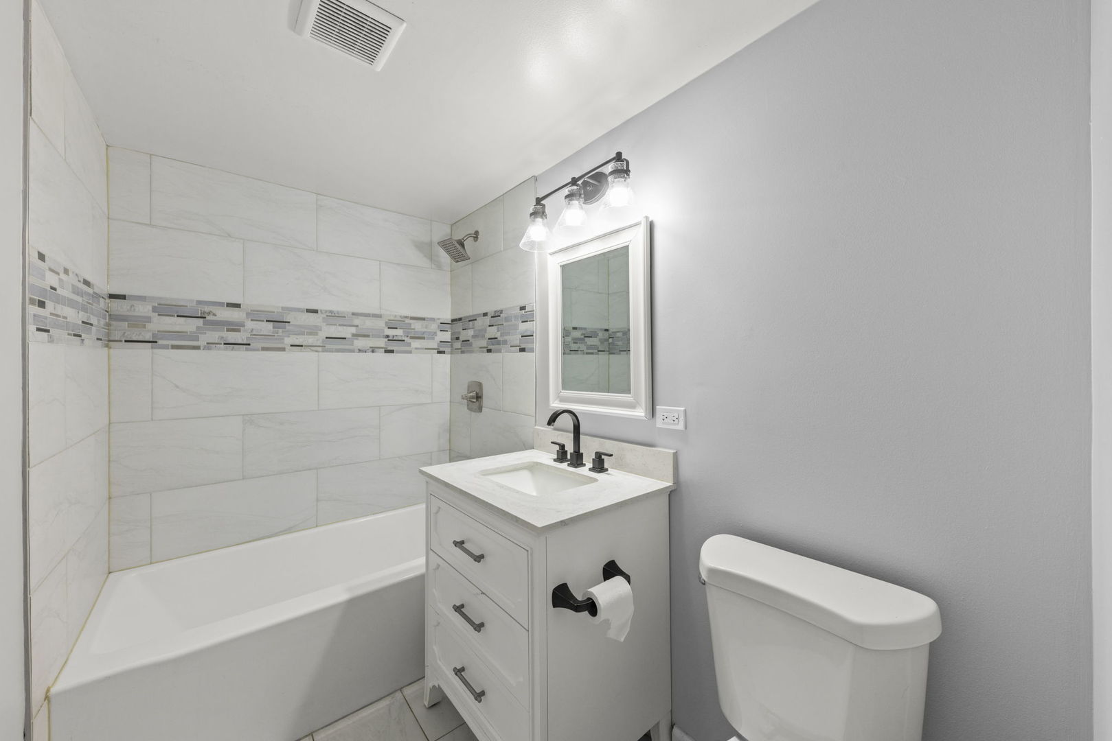 19136 Jacquie Avenue, Romeoville, IL 60446