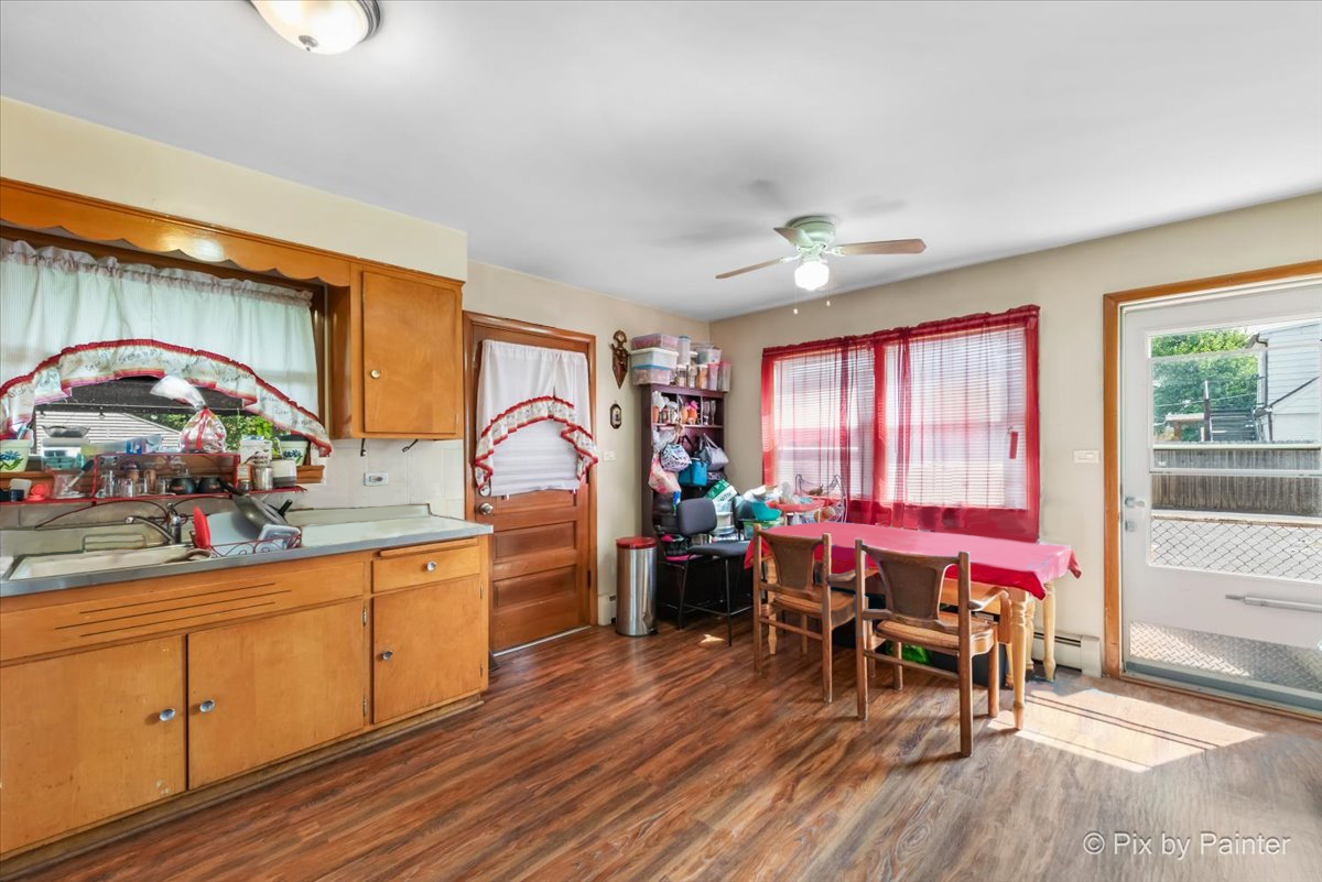 216 E North Avenue, Northlake, IL 60164