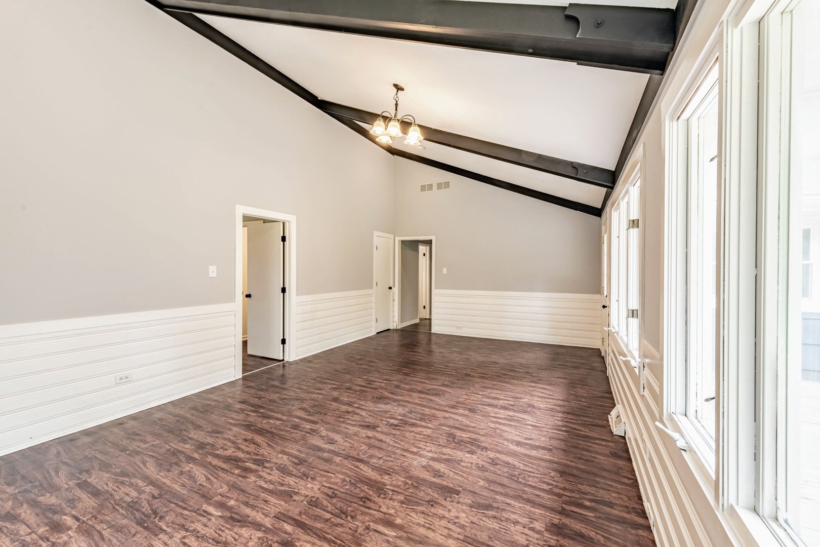 16037 Evans Avenue, South Holland, IL 60473