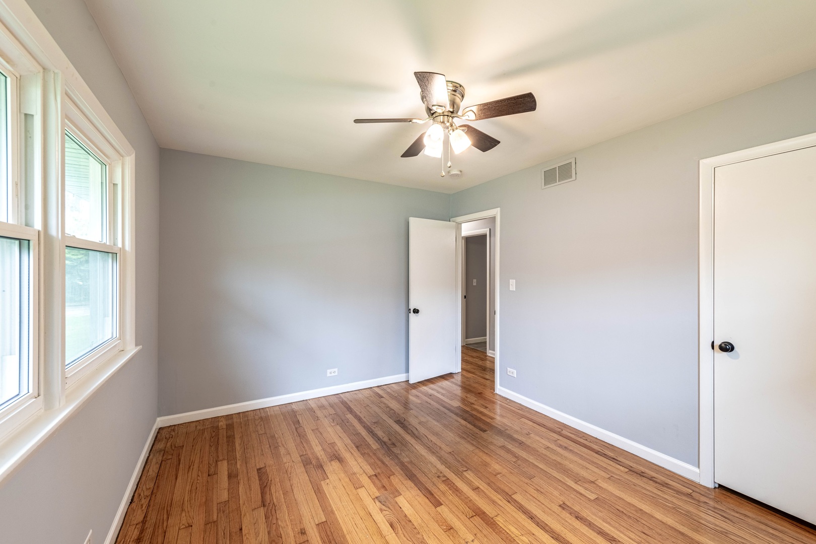 16037 Evans Avenue, South Holland, IL 60473