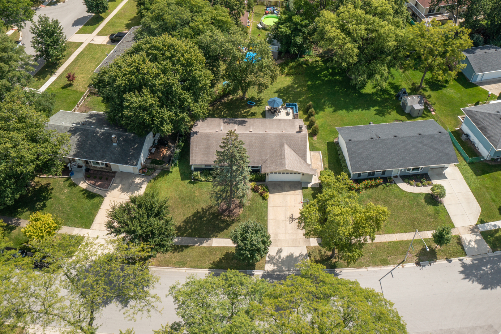 1011 Mercury Drive, Schaumburg, IL 60193