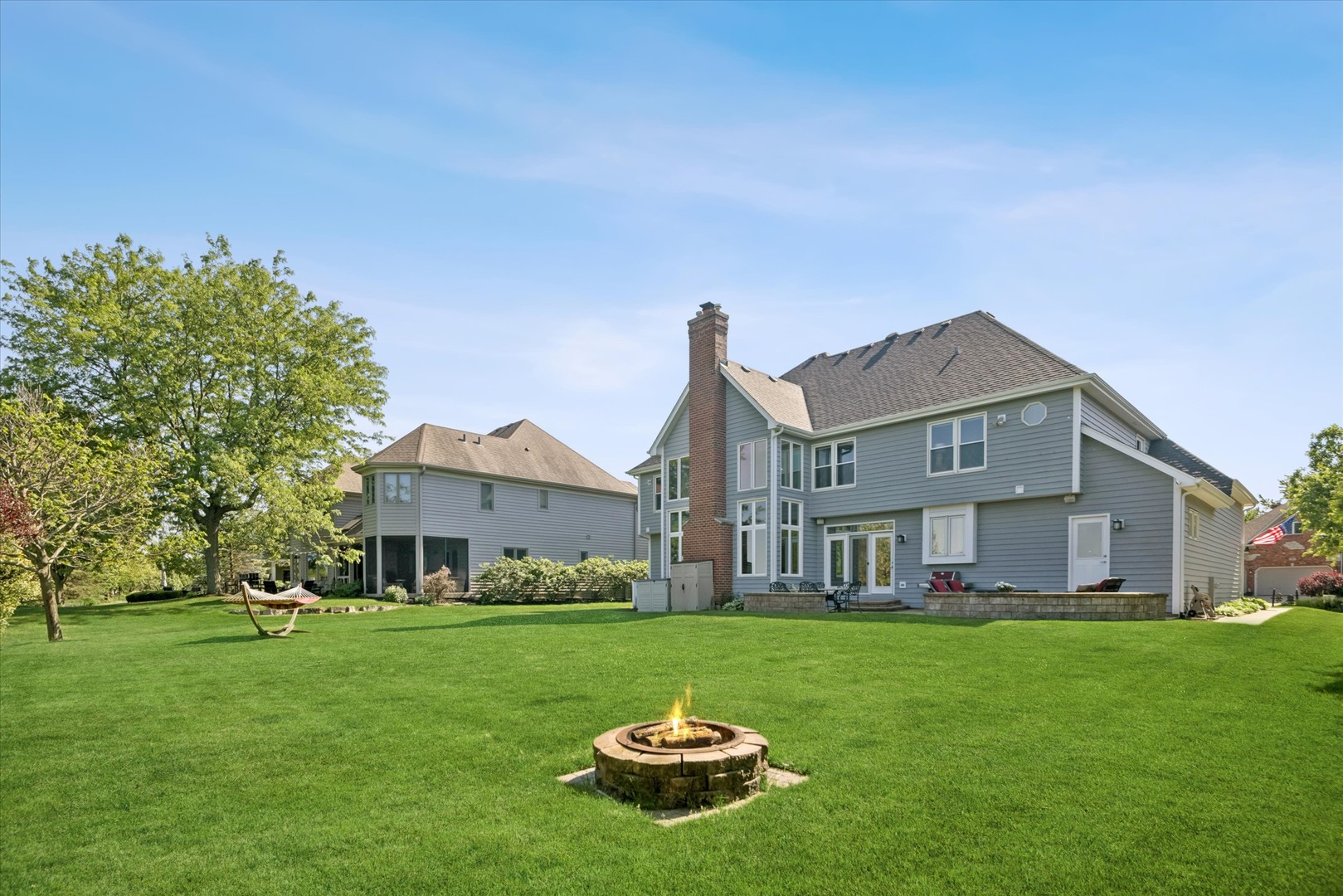 2442 Bird Lane, Batavia, IL 60510
