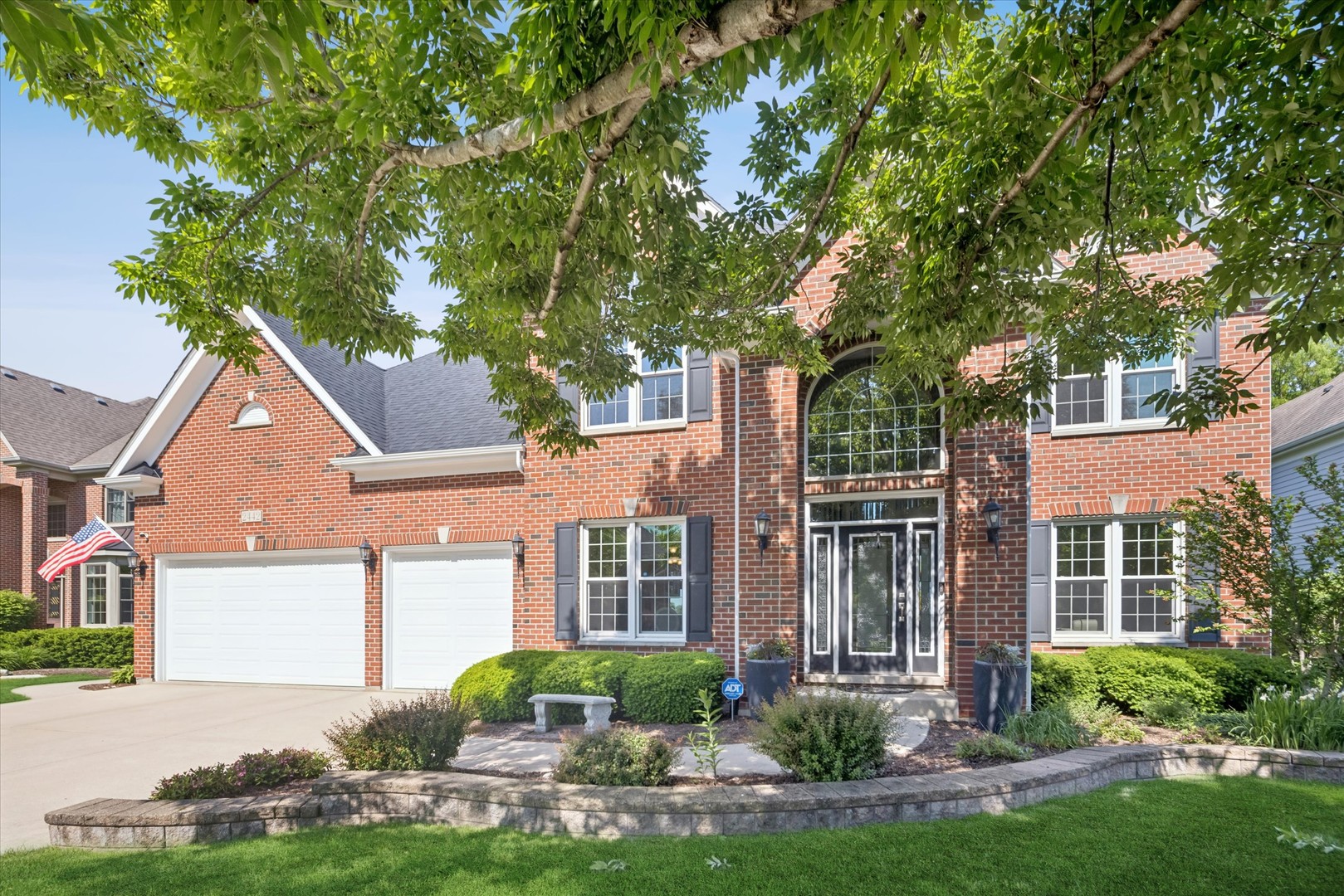 2442 Bird Lane, Batavia, IL 60510
