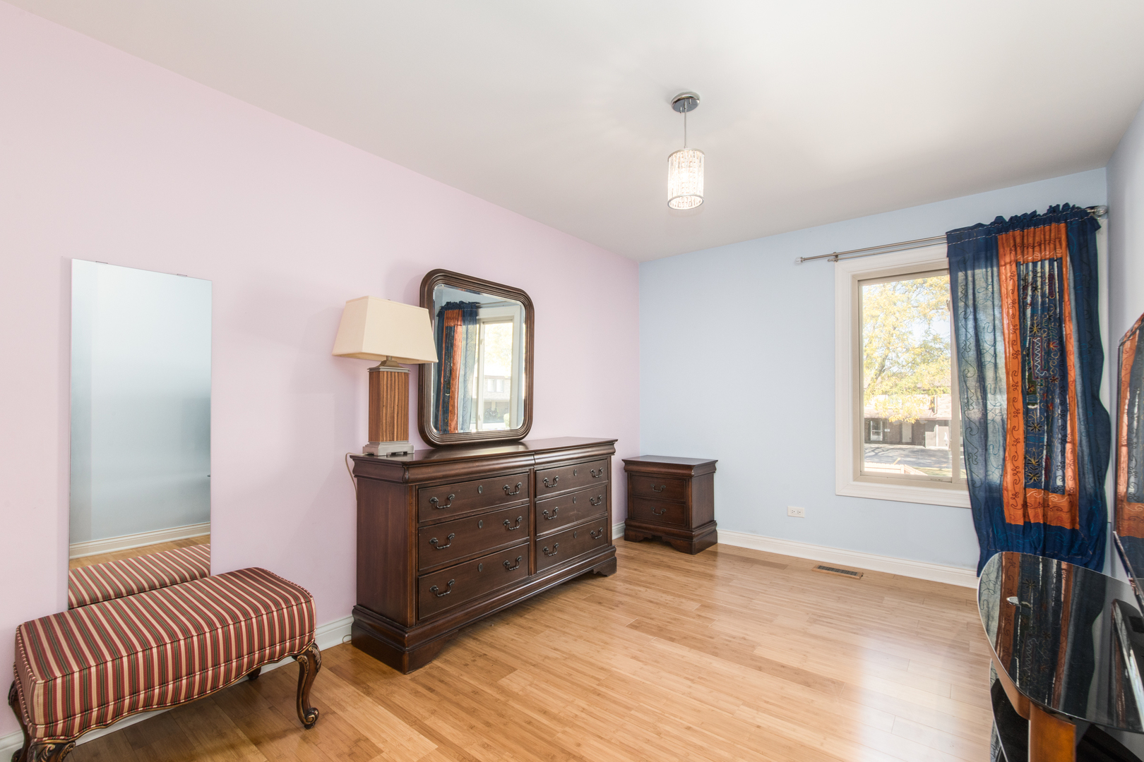 26 Cour Versaille Court #26, Palos Hills, IL 60465