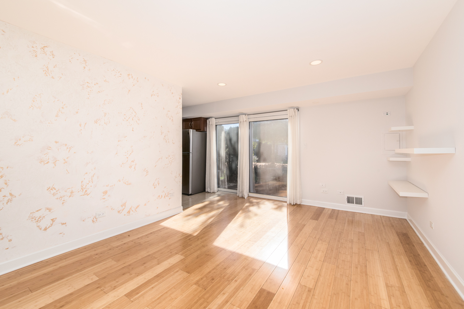 26 Cour Versaille Court #26, Palos Hills, IL 60465