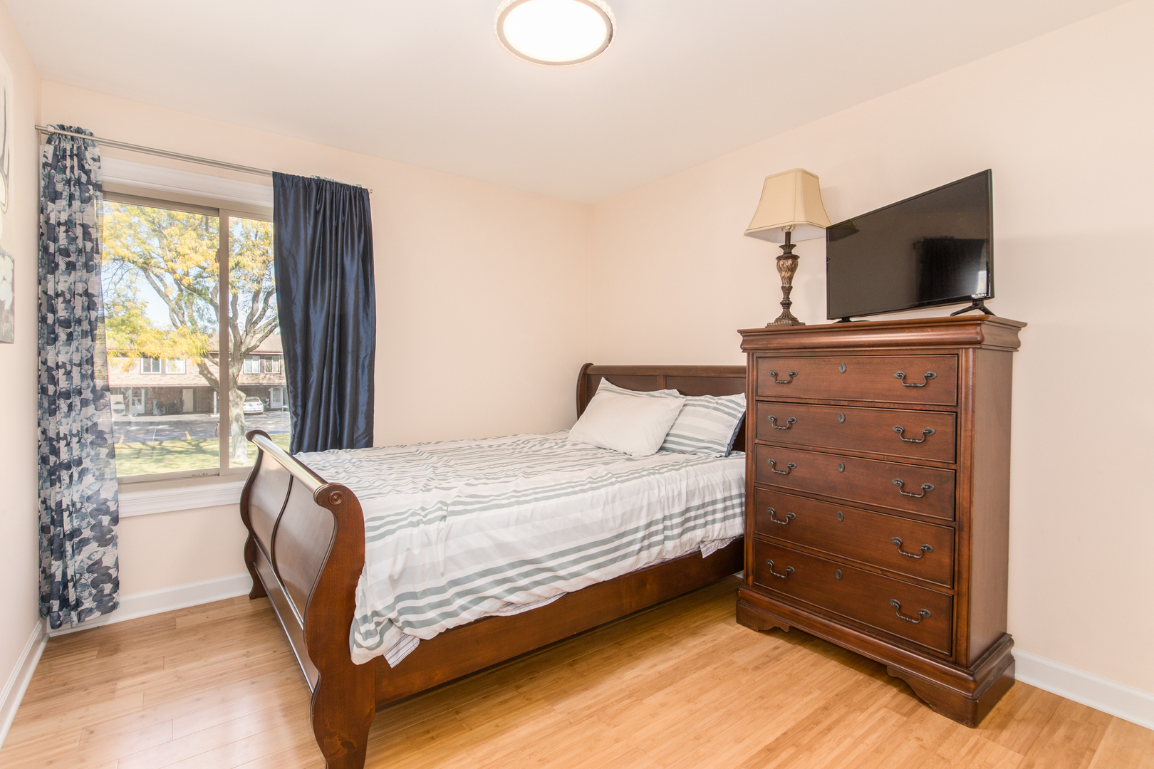 26 Cour Versaille Court #26, Palos Hills, IL 60465