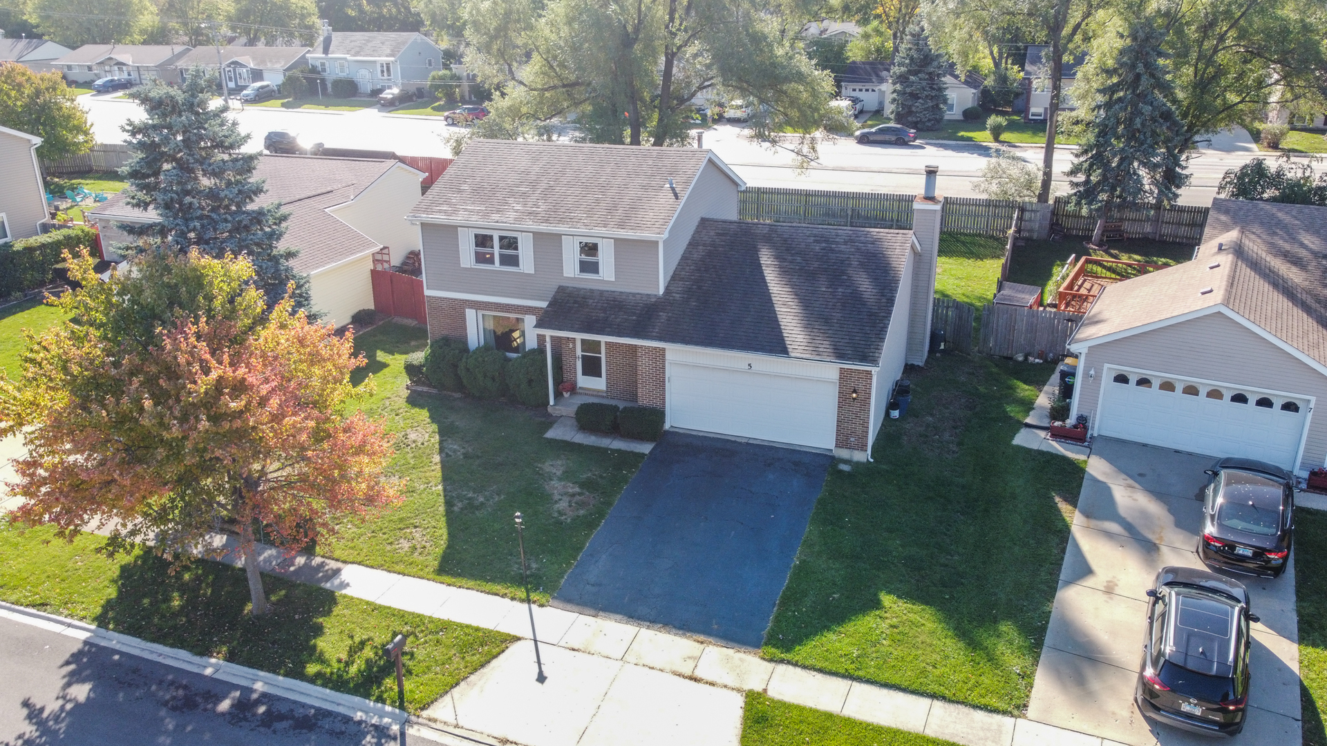 5 Canterbury Court, Streamwood, IL 60107