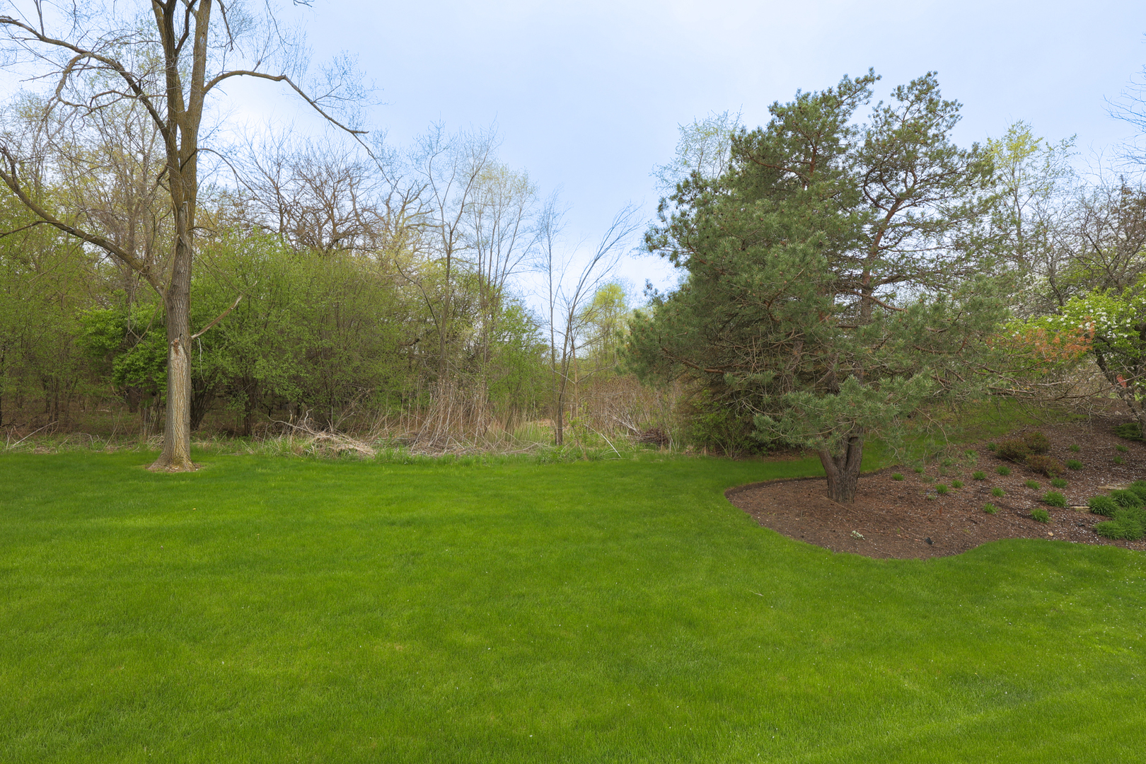 39976 Jonathan Knolls Lane, Wadsworth, IL 60083