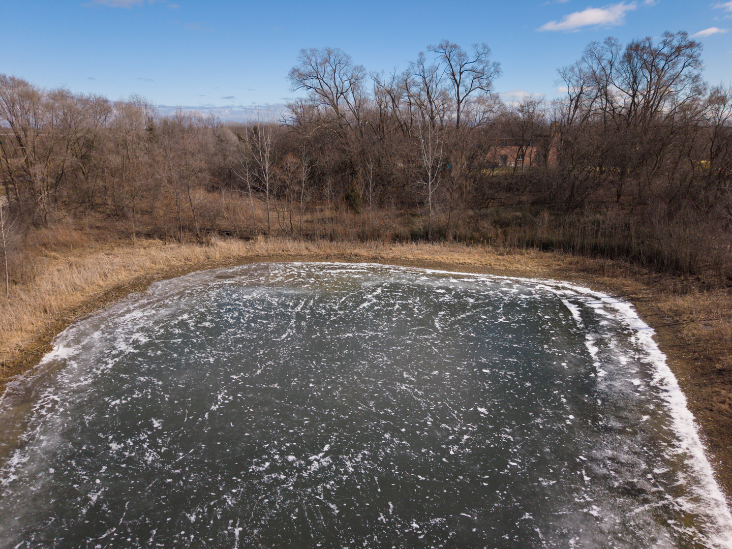 39976 Jonathan Knolls Lane, Wadsworth, IL 60083