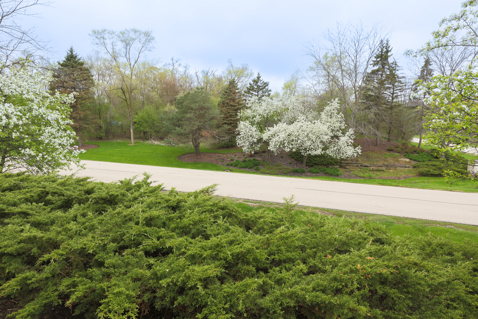 39976 Jonathan Knolls Lane, Wadsworth, IL 60083