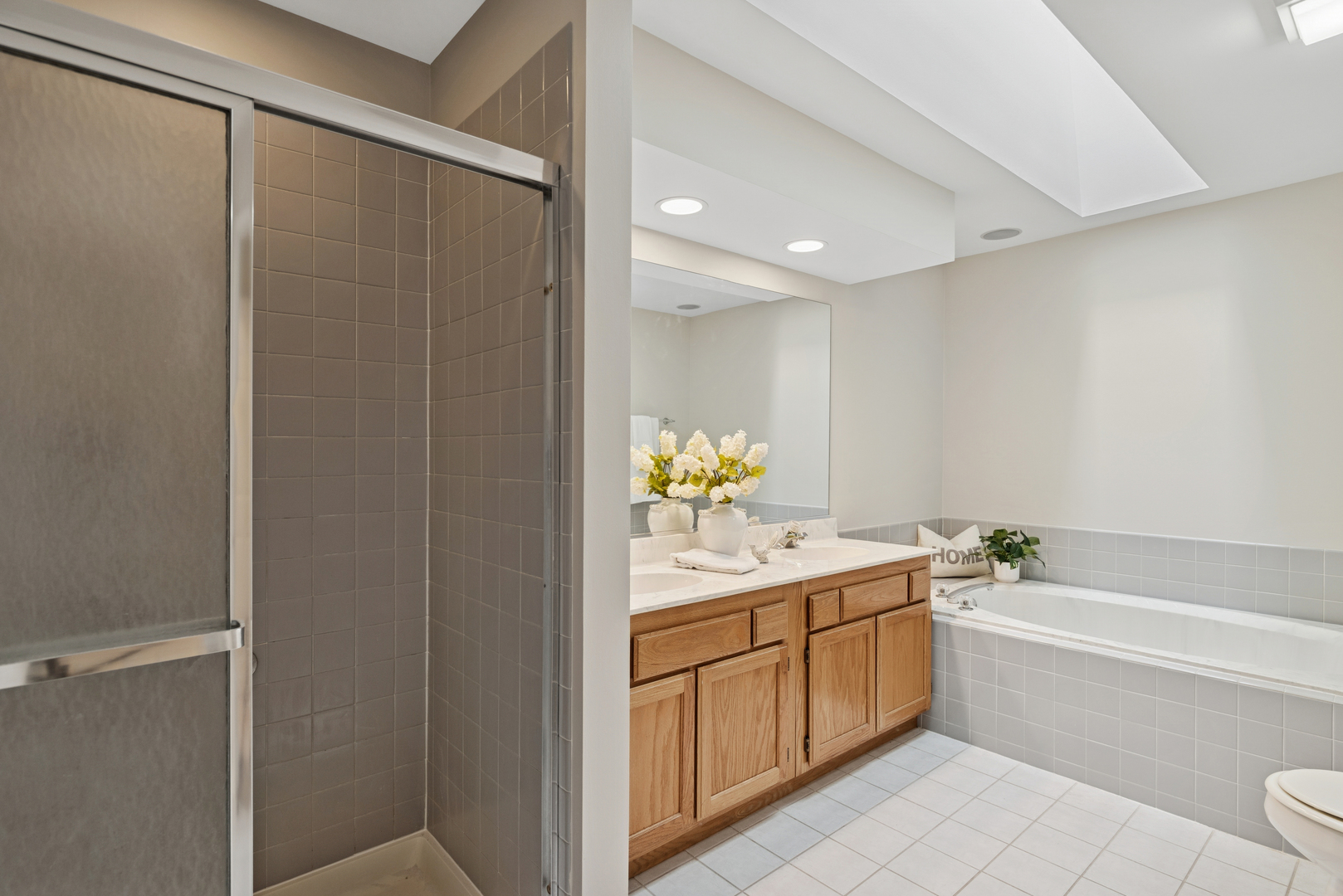 810 Braeman Court #0, Libertyville, IL 60048