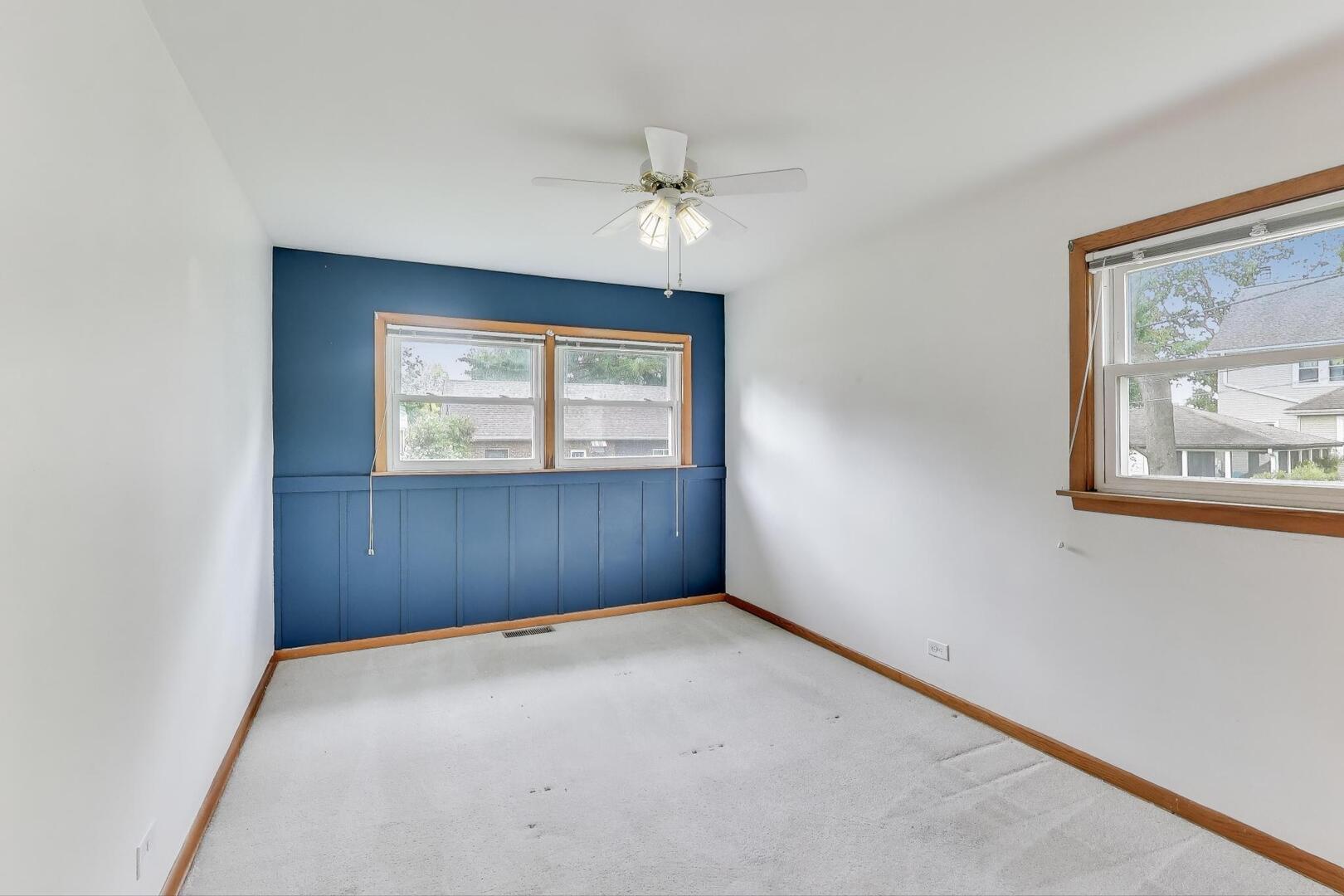 821 Warrenville Road, Wheaton, IL 60189