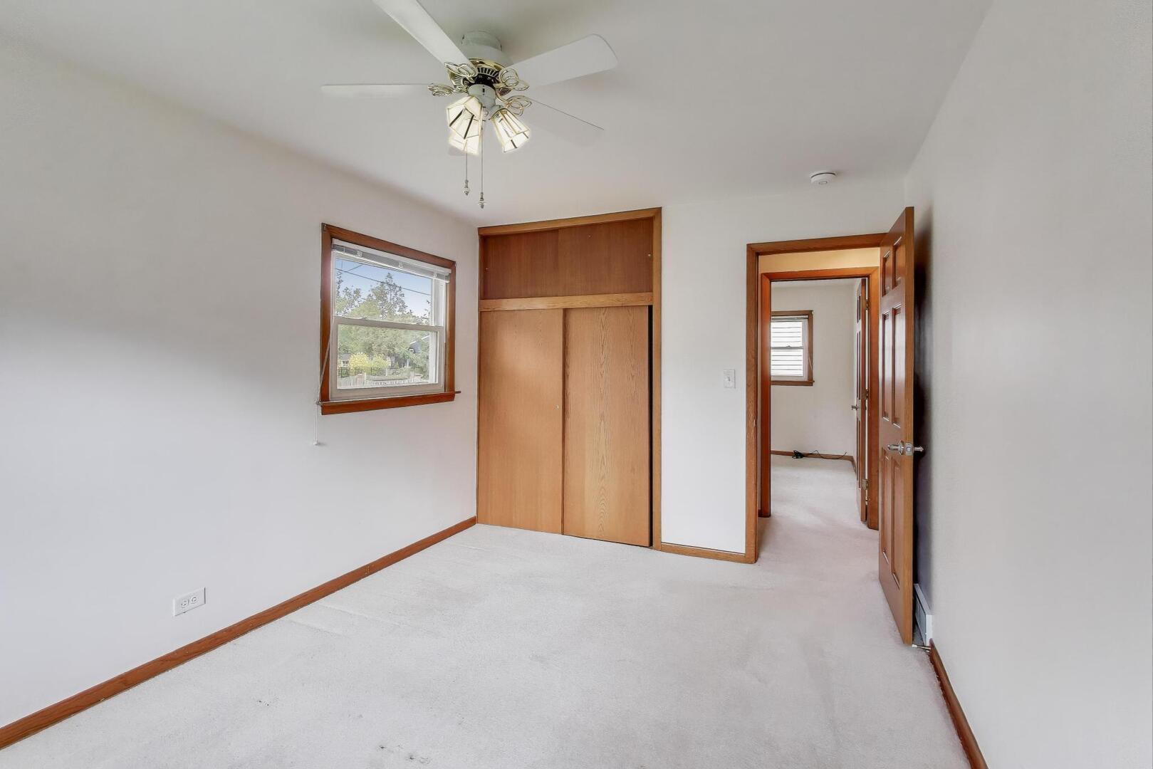 821 Warrenville Road, Wheaton, IL 60189