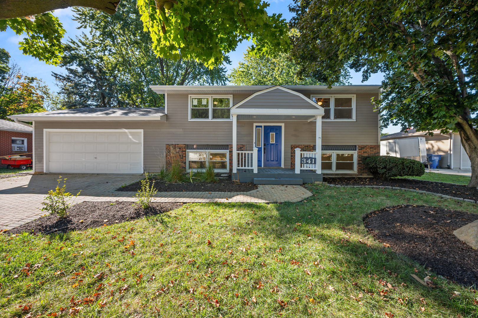 341 N View Street, Hinckley, IL 60520