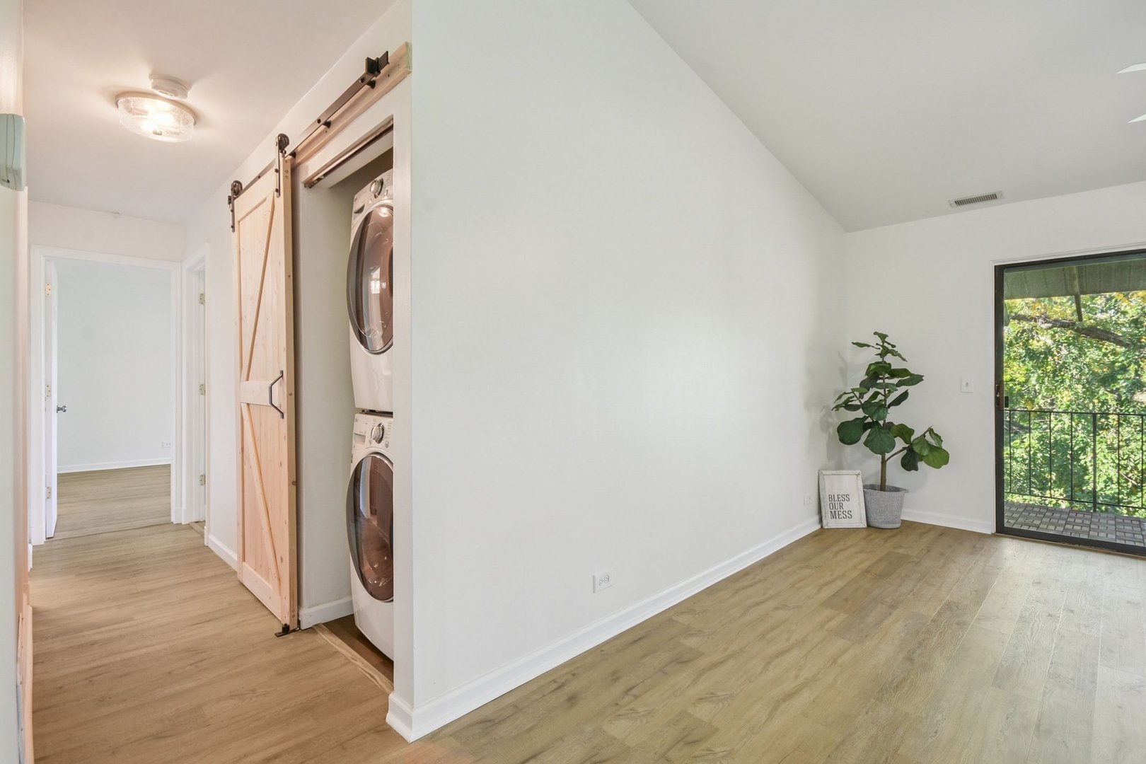 21W581 North Avenue #35, Lombard, IL 60148