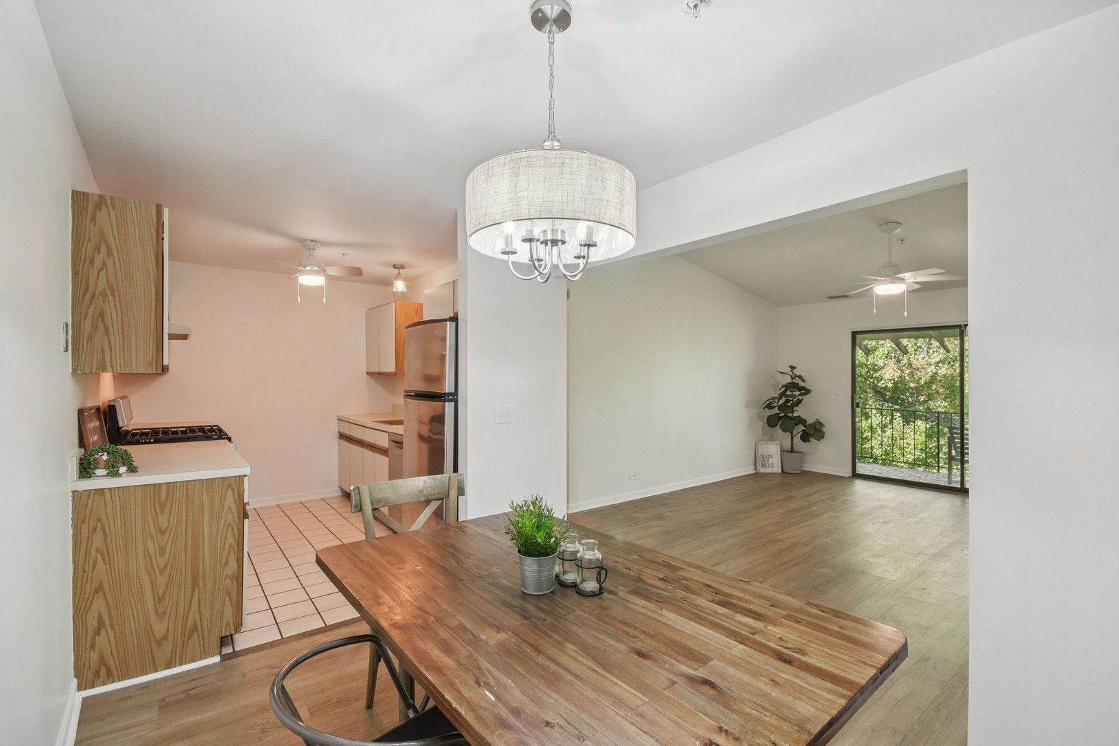 21W581 North Avenue #35, Lombard, IL 60148