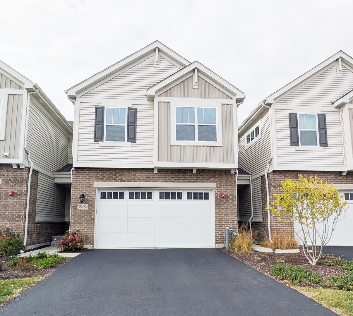 3S484 Lambe Lane, Warrenville, IL 60563