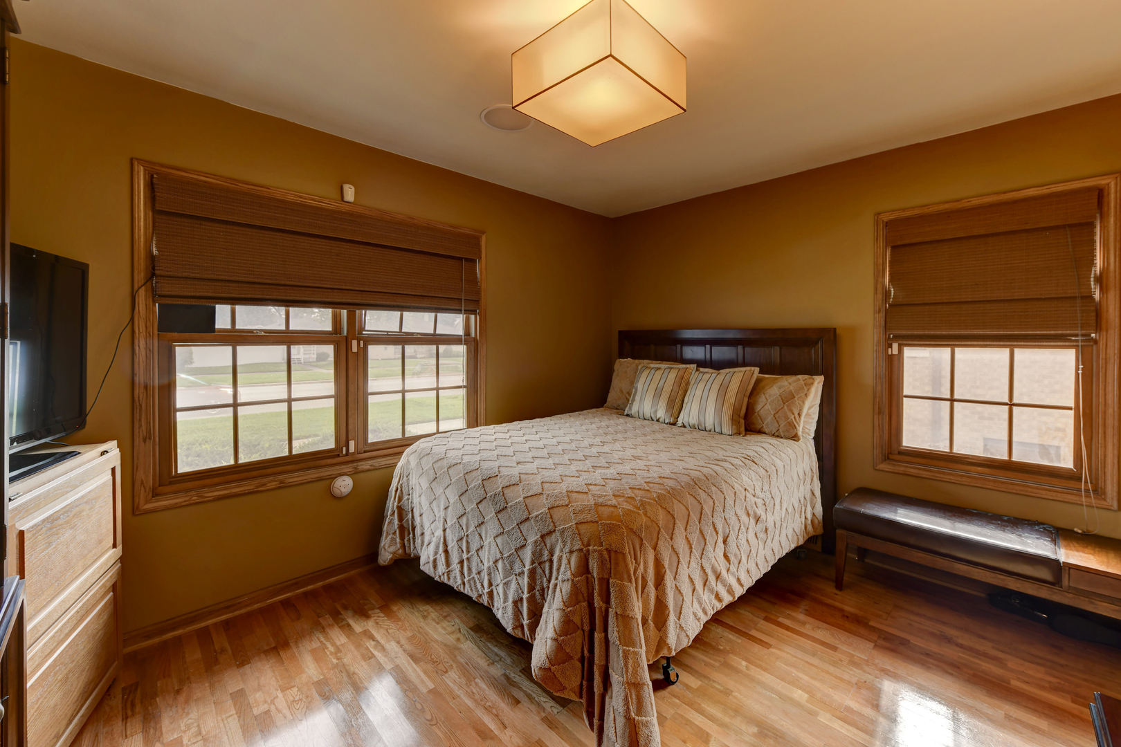 17706 Wentworth Avenue, Lansing, IL 60438
