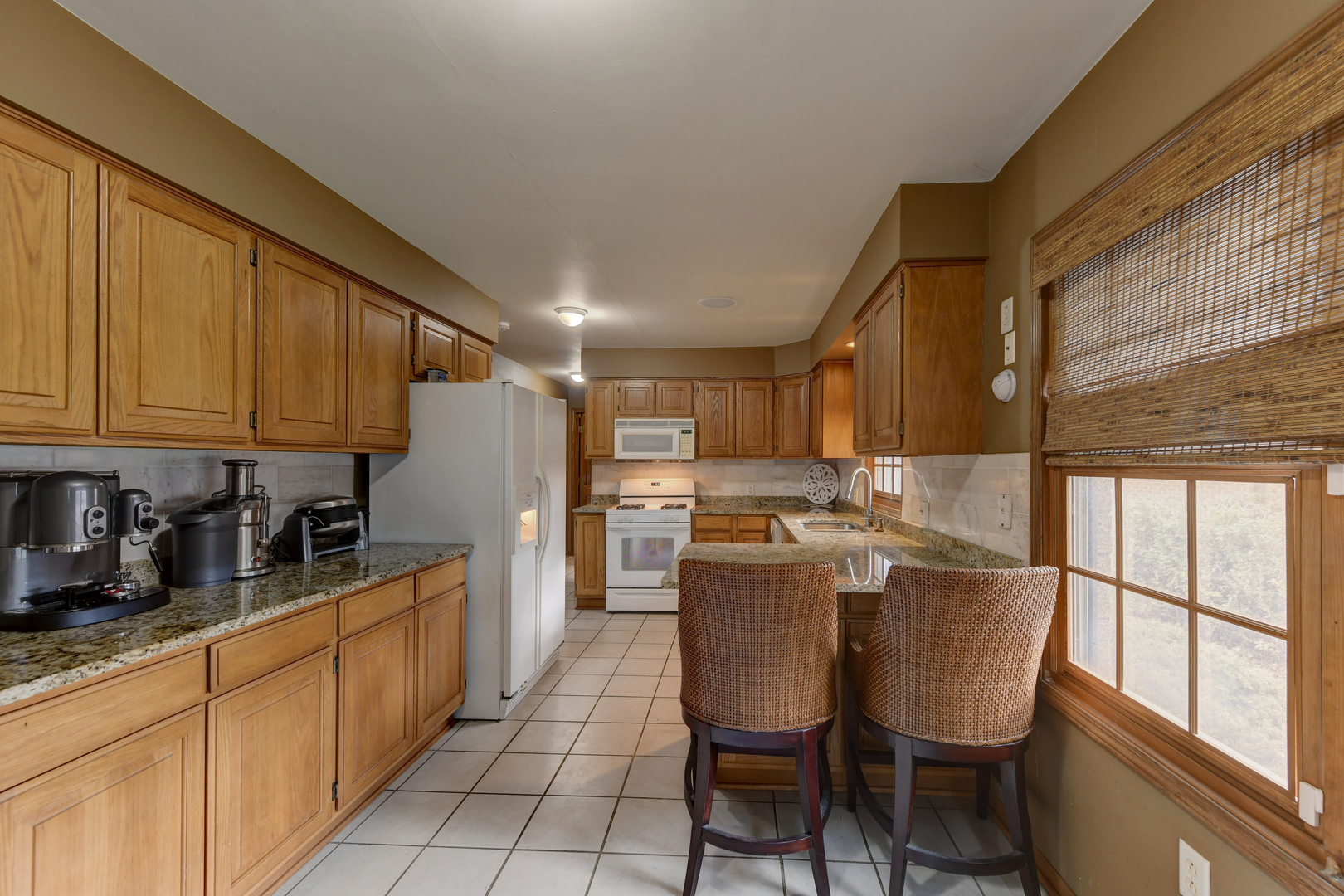 17706 Wentworth Avenue, Lansing, IL 60438