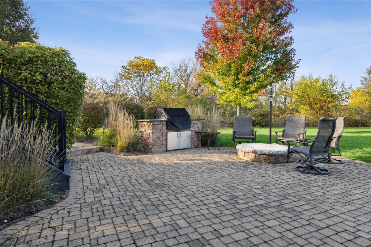 23213 N Sanctuary Club Drive, Kildeer, IL 60047