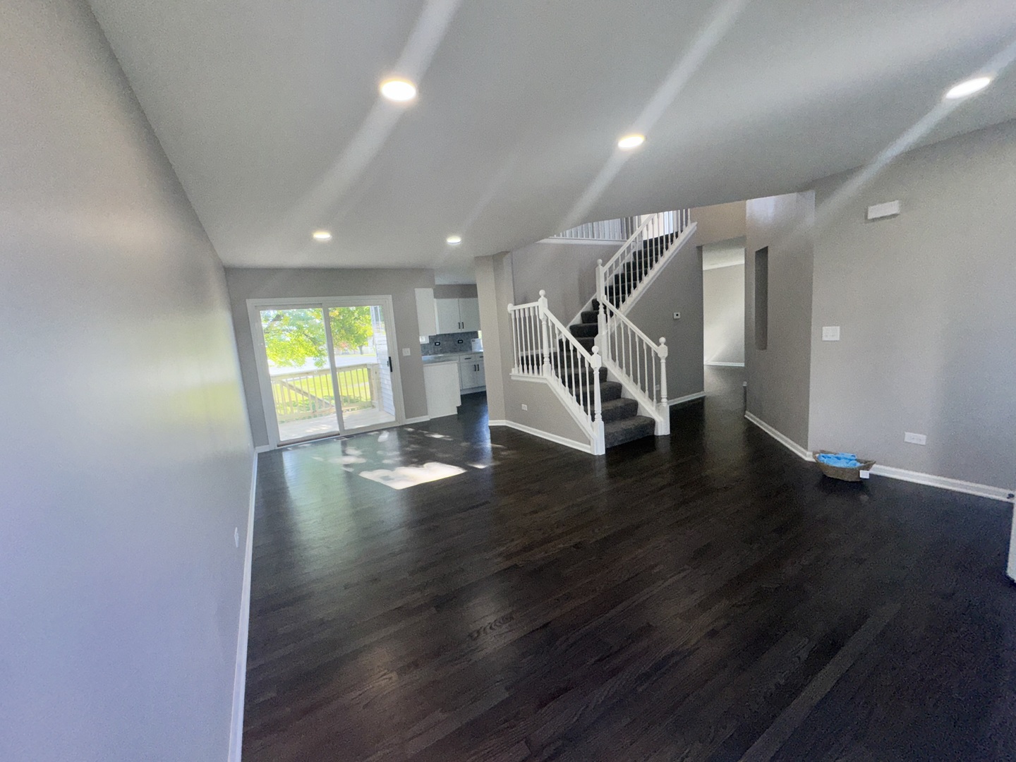 737 Springwood Drive, Joliet, IL 60431