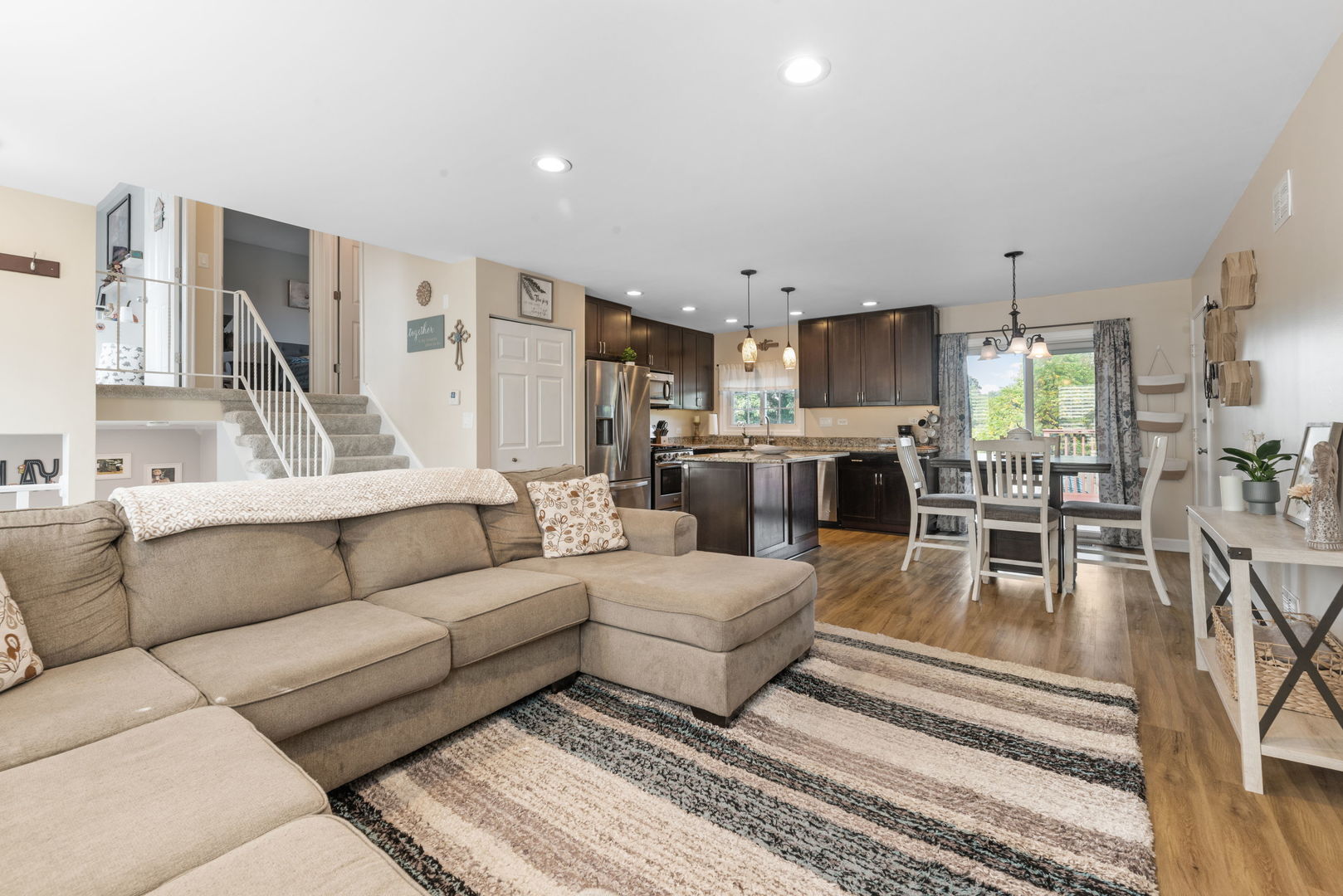 751 Cypress Lane, Carol Stream, IL 60188