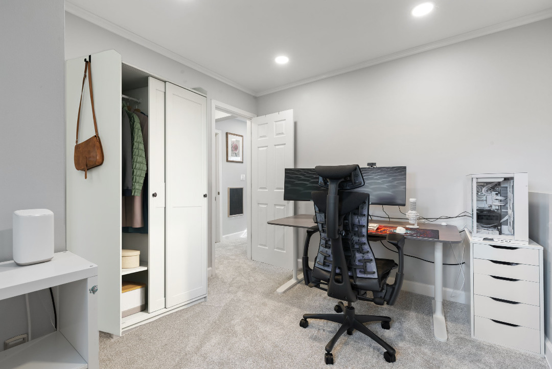 751 Cypress Lane, Carol Stream, IL 60188