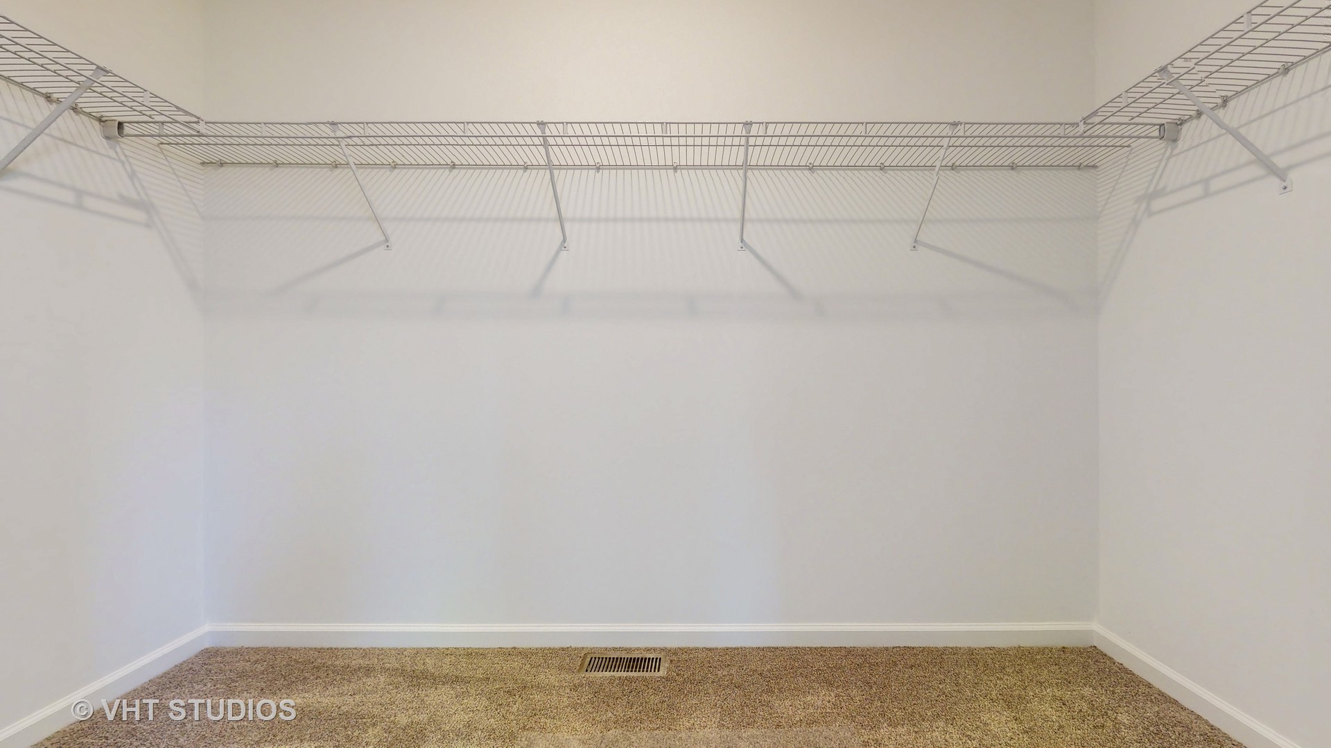 593 Farm Street, Crete, IL 60417