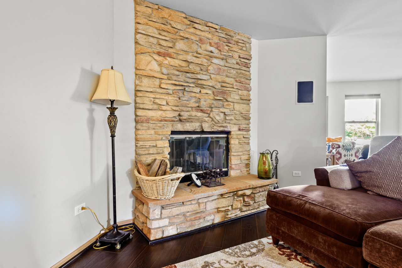 1018 Butterfield Circle, Shorewood, IL 60404