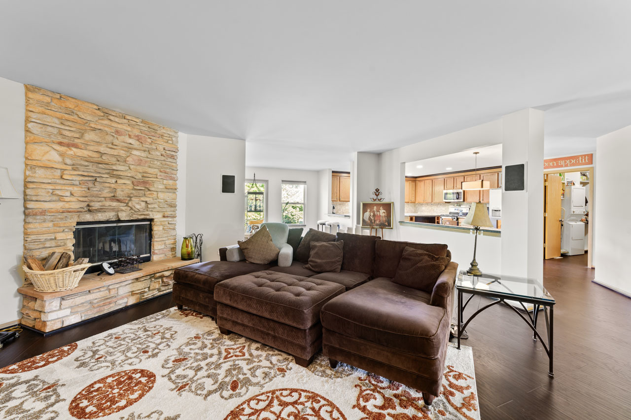 1018 Butterfield Circle, Shorewood, IL 60404