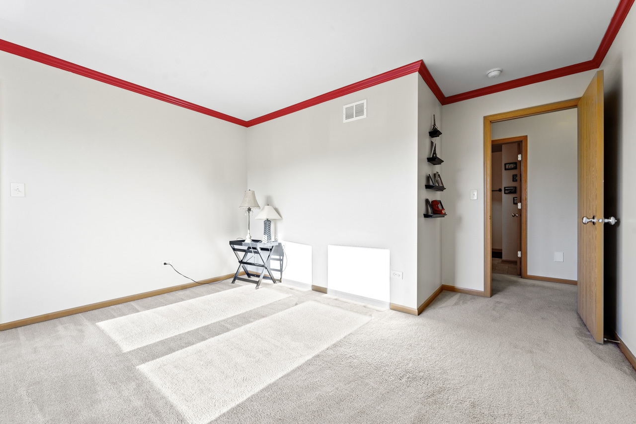 1018 Butterfield Circle, Shorewood, IL 60404