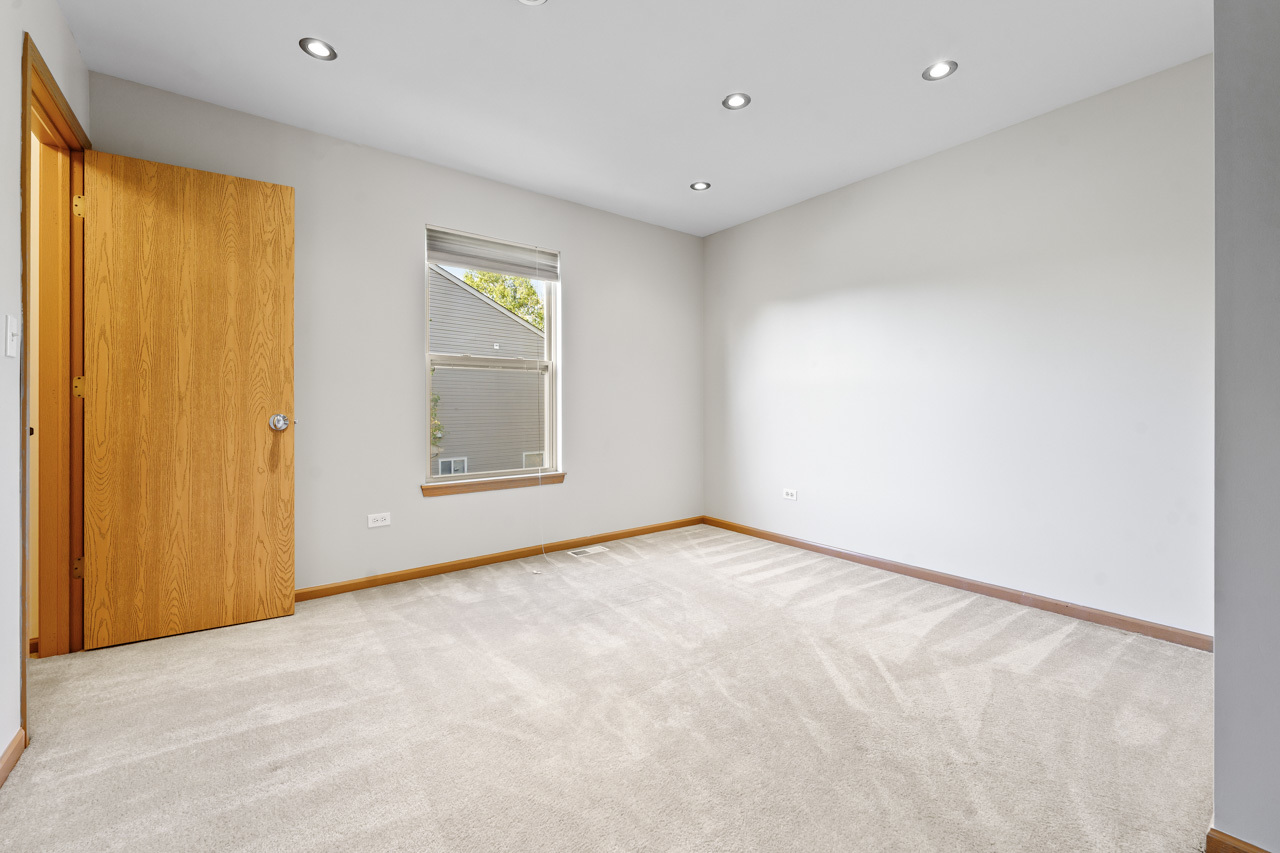 1018 Butterfield Circle, Shorewood, IL 60404