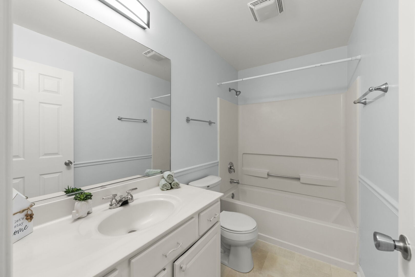 334 Ogden Falls Boulevard, Oswego, IL 60543