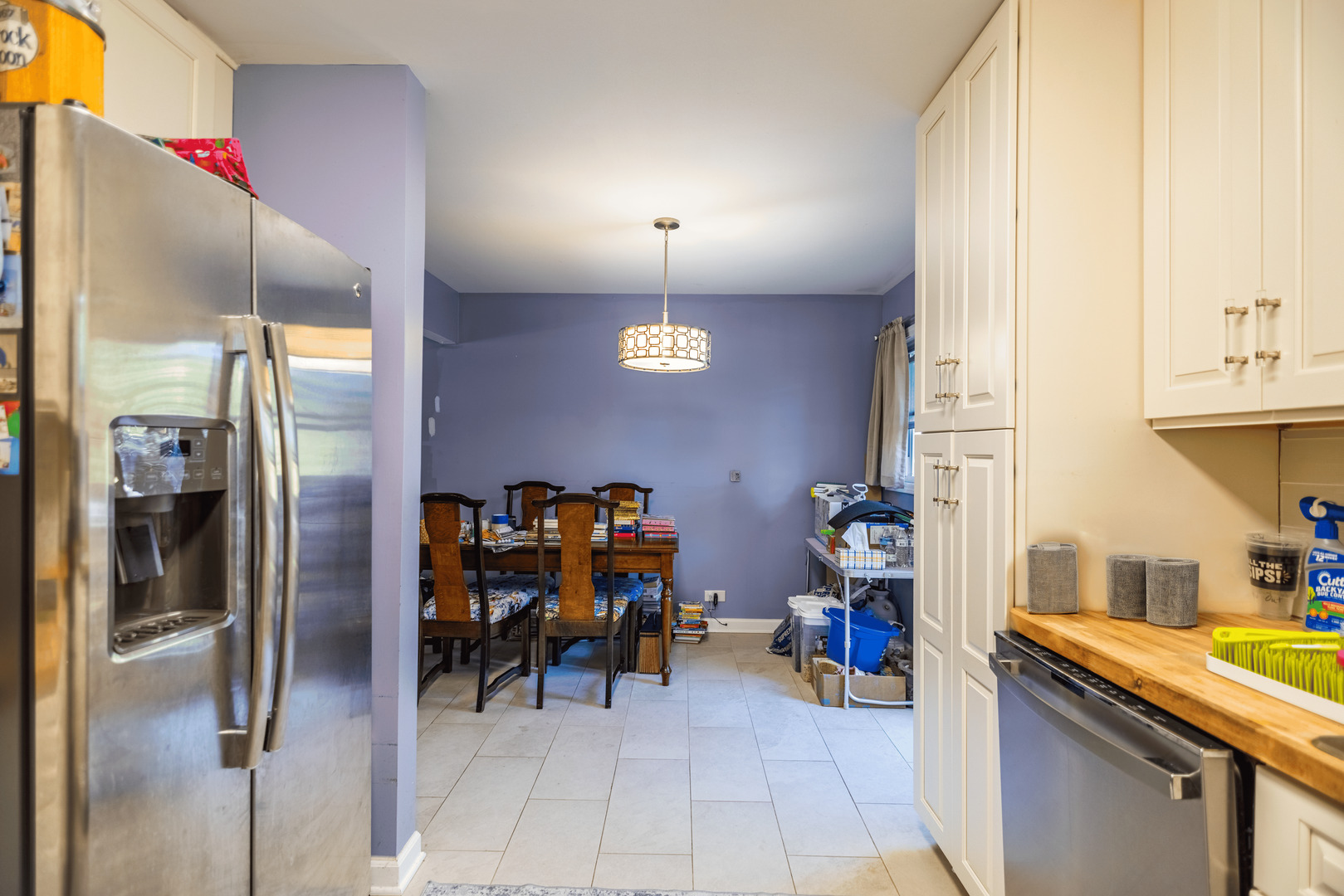 67 Rose Tree Lane, Lindenhurst, IL 60046