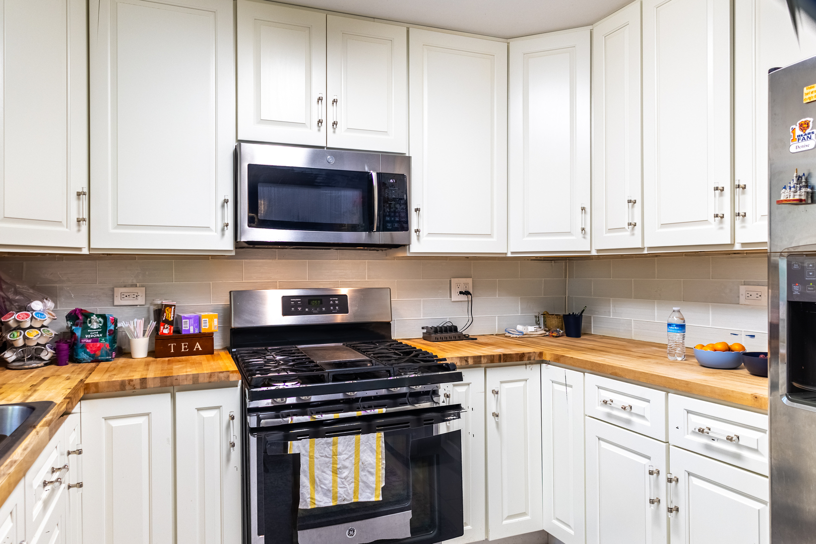 67 Rose Tree Lane, Lindenhurst, IL 60046