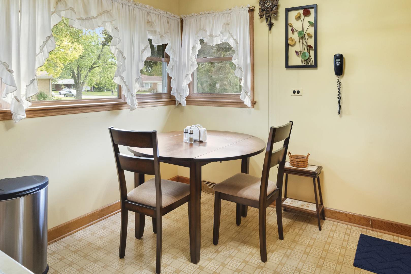 8306 Central Avenue, Morton Grove, IL 60053