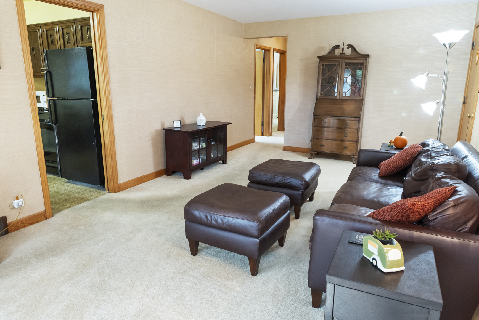 8306 Central Avenue, Morton Grove, IL 60053