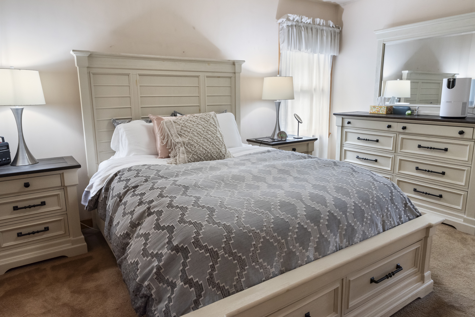 8306 Central Avenue, Morton Grove, IL 60053