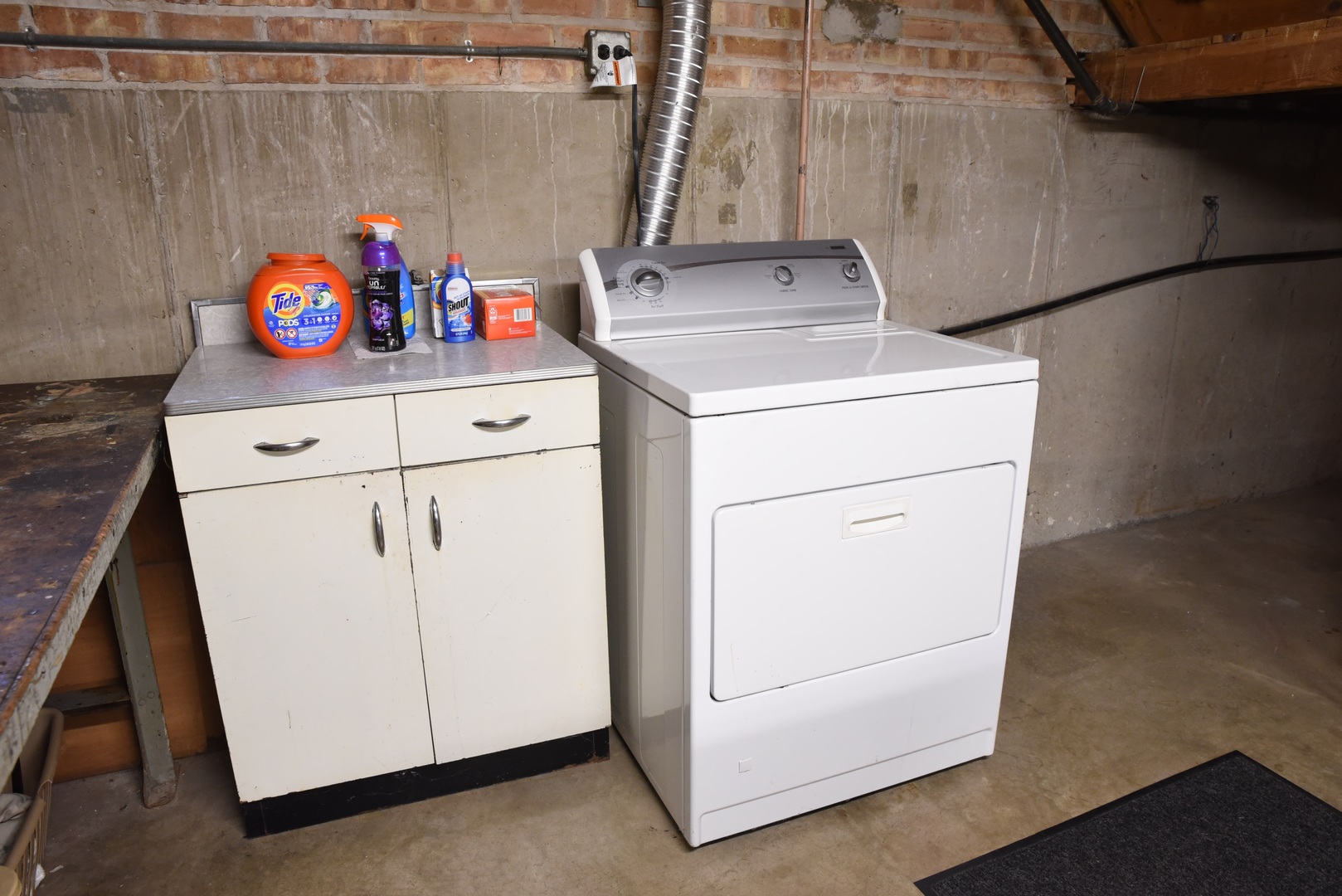 8306 Central Avenue, Morton Grove, IL 60053