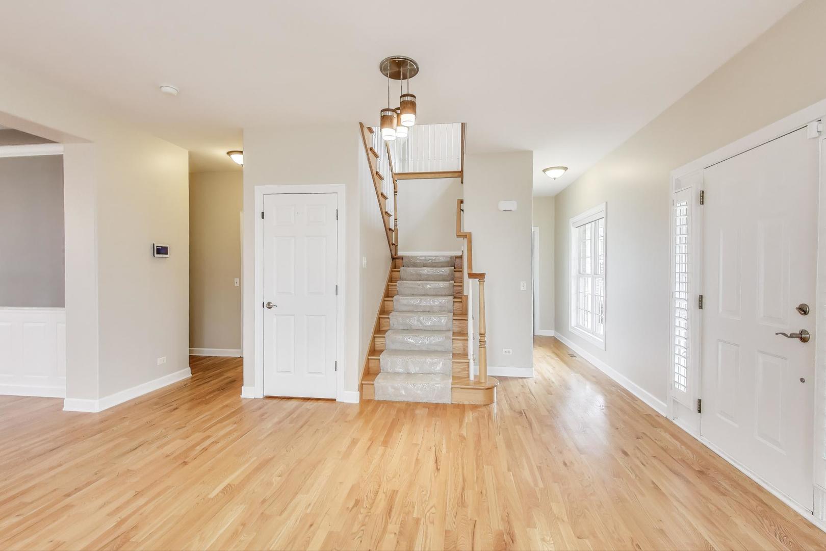 12354 S Blue Water Parkway, Plainfield, IL 60585