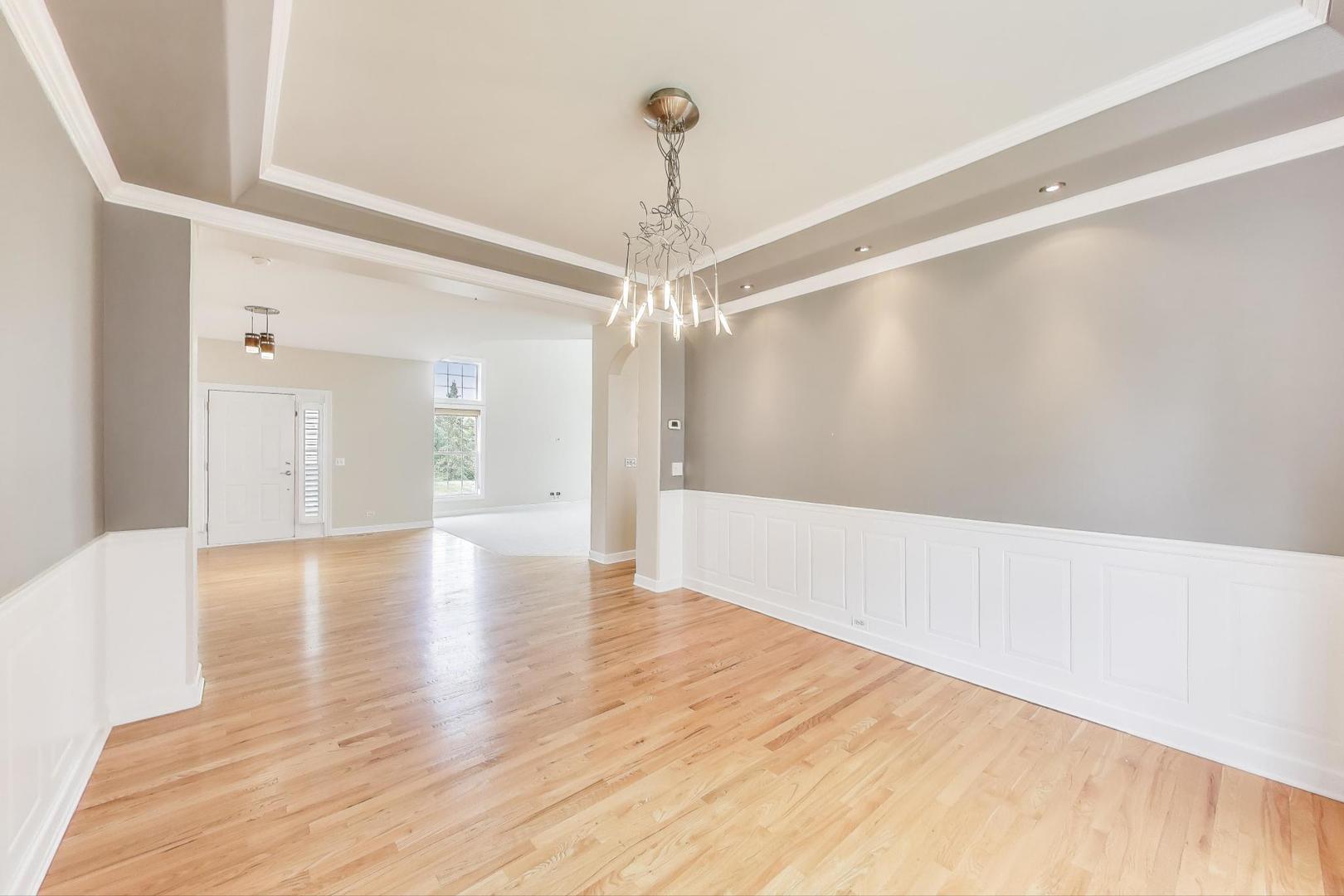 12354 S Blue Water Parkway, Plainfield, IL 60585