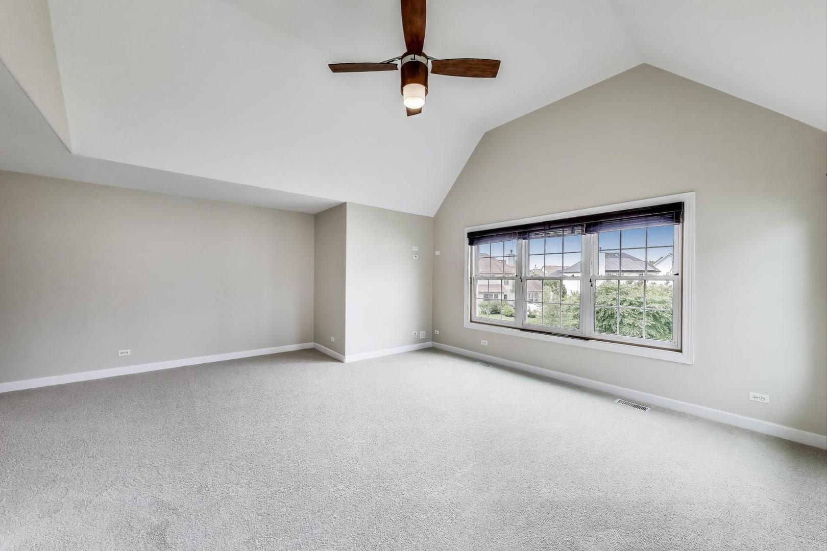 12354 S Blue Water Parkway, Plainfield, IL 60585