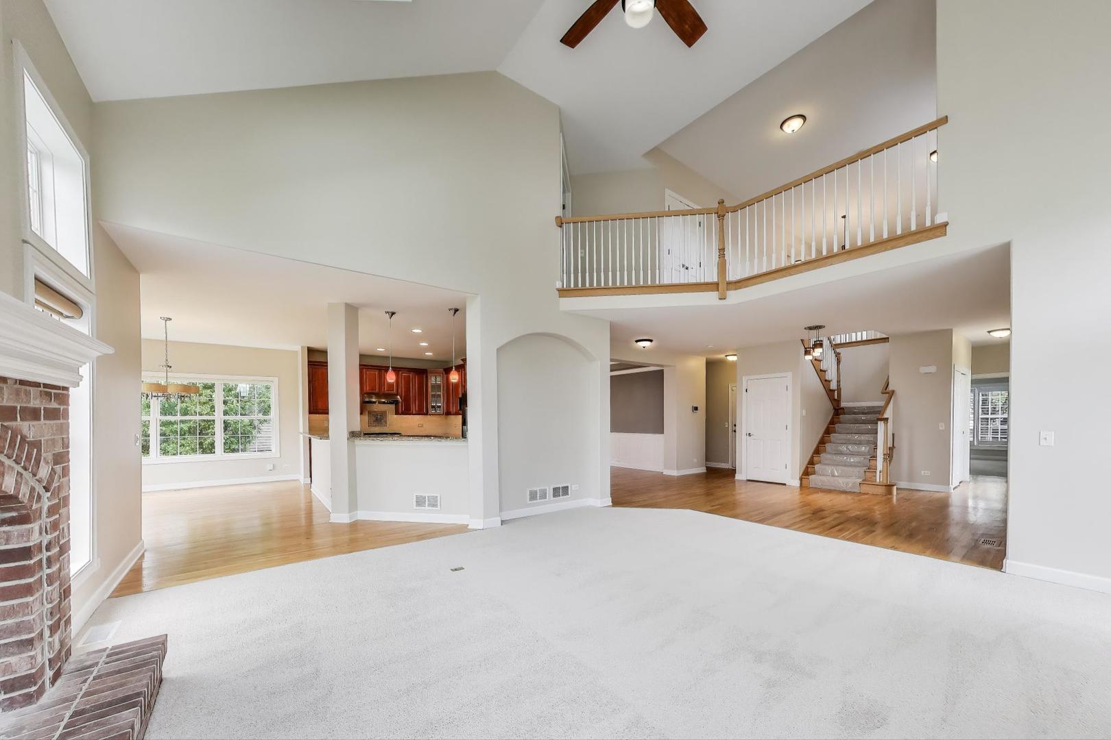 12354 S Blue Water Parkway, Plainfield, IL 60585