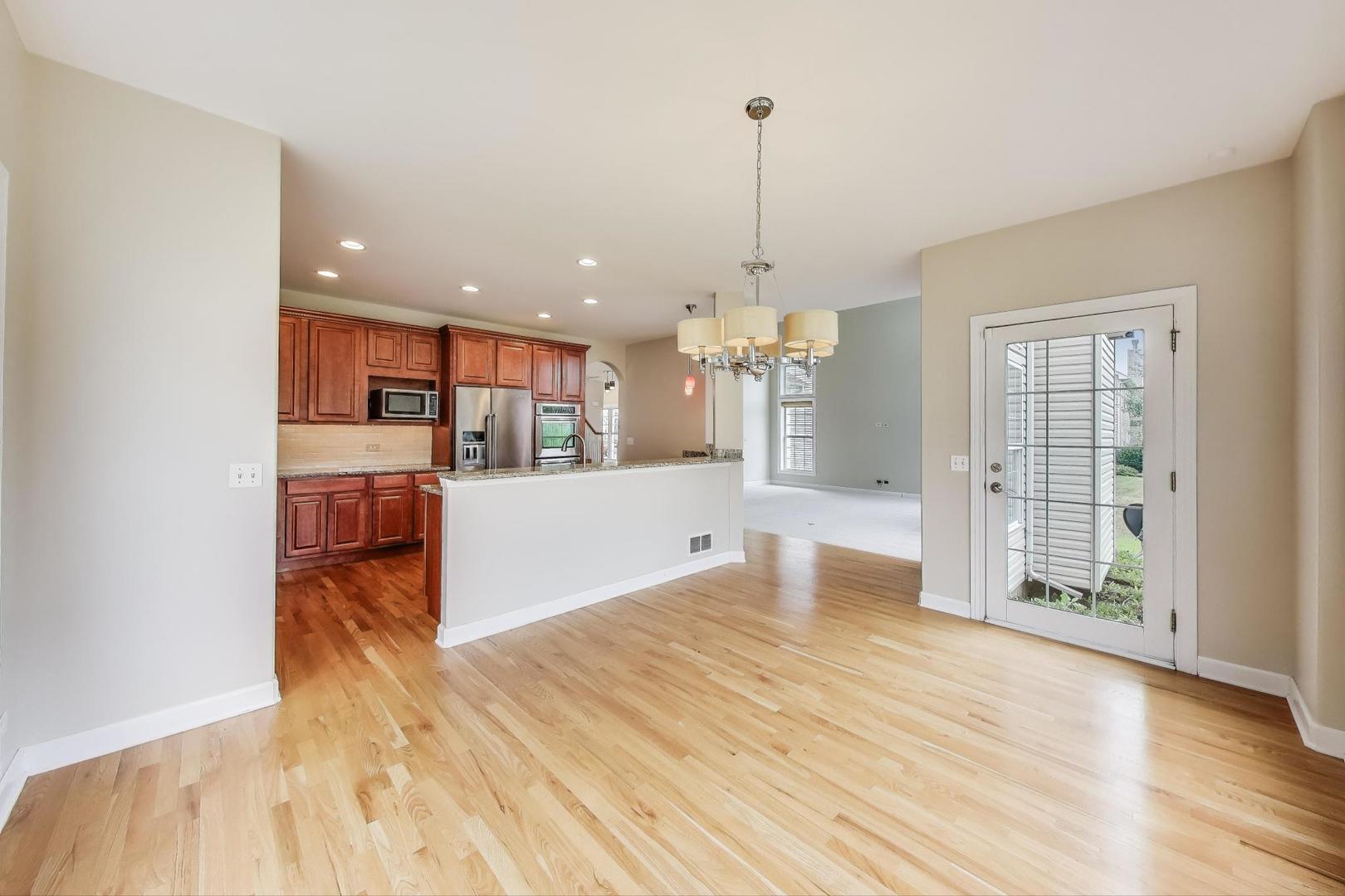 12354 S Blue Water Parkway, Plainfield, IL 60585