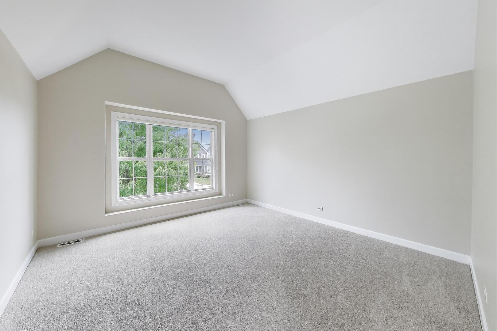 12354 S Blue Water Parkway, Plainfield, IL 60585