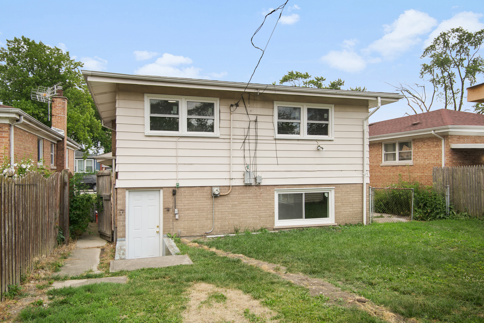 15224 Oak Street, Dolton, IL 60419